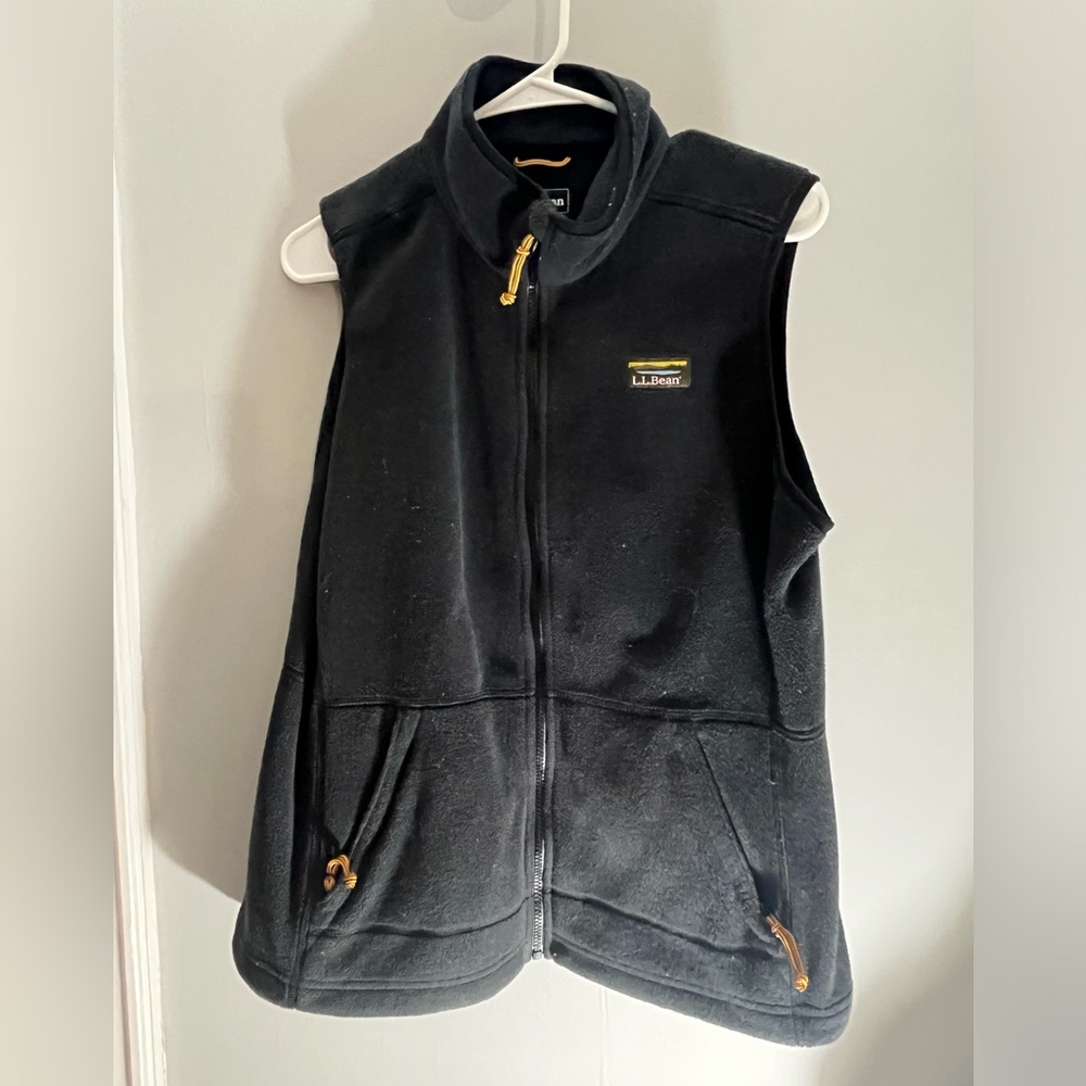 LLBean Mountain Fleece Vest size medium women.